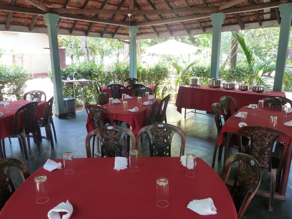 Riviera Resort Batticaloa Bagian luar foto